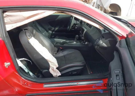 2013 Chevrolet Camaro Zl1 из США, поврежденный, VIN 2G1FL1EP1D9801022